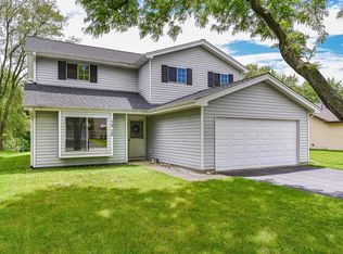 1310 Haverhill Cir, Naperville, IL 60563