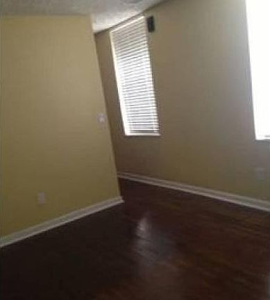 4th image of 2518 Glenway Ave