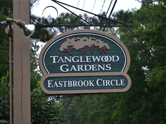 2nd image of 8772 Eastbrook Cir