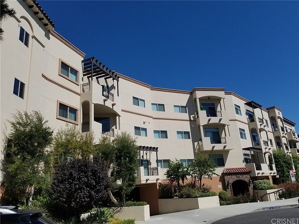 1st image of 4440 Vantage Ave APT 102
