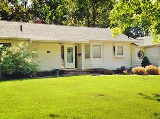 131 Montrose Rd, Waterloo, IA 50701