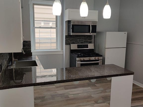 2nd image of 331 Sip Ave #1