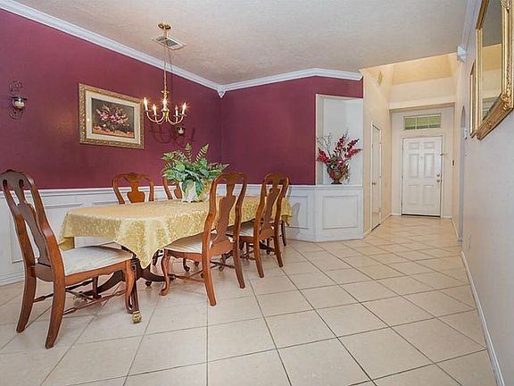 3rd image of 9334 Stoneridge Canyon Ln