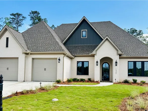 1320 Oakmont Dr, Auburn, AL 36830