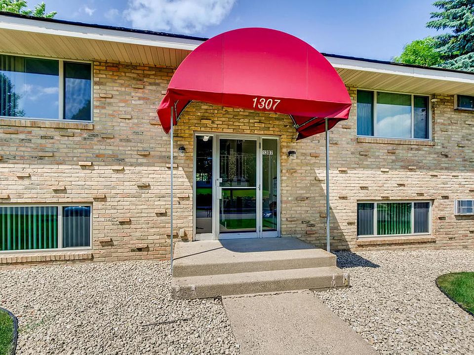 1st image of 1307 Shakopee Ave E APT 10