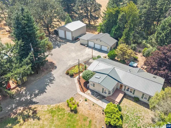 17672 N Santiam Hwy SE, Stayton, OR 97383