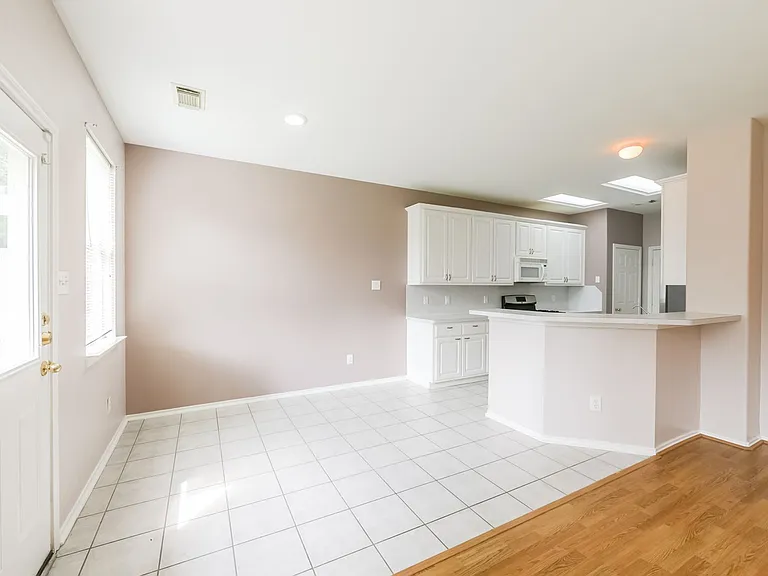 6326 Veranda Green Trl — Photo 10