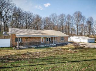 6940 S York Hwy, Clarkrange, TN 38553