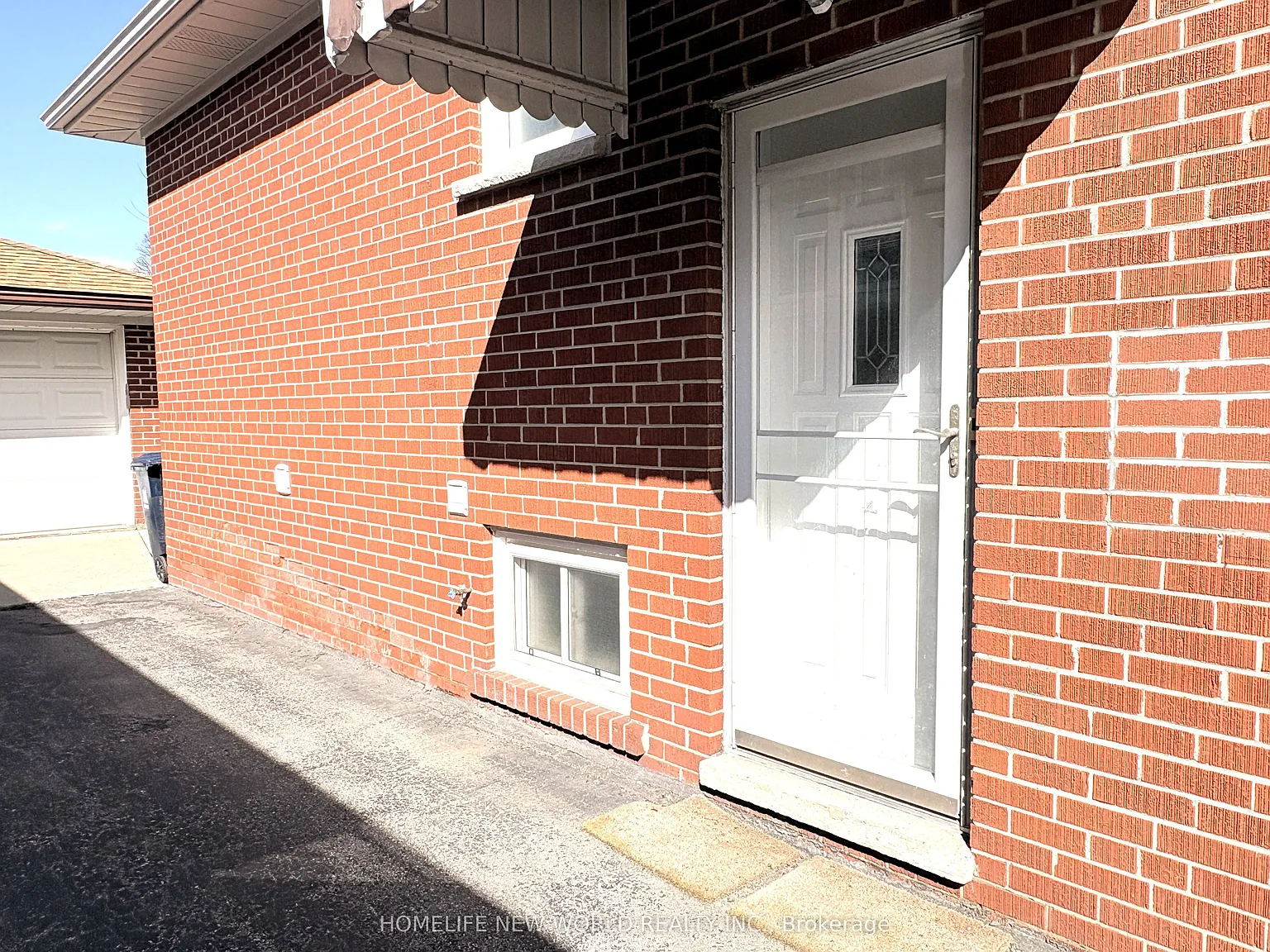 3 bed, $1,500 — Photo 1