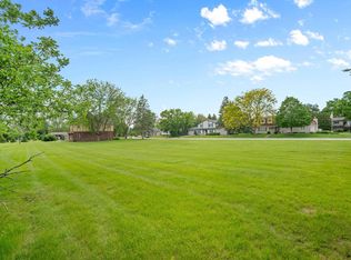 837 Old Tower Rd, Oconomowoc, WI 53066