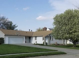 20508 Antler Cir, Elkhorn, NE 68022