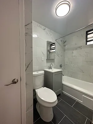 Rented by Peter R. Hungerford, LREB | media 22