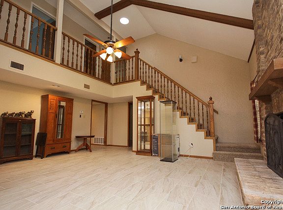 5th image of 4527 Black Hickory Woods St