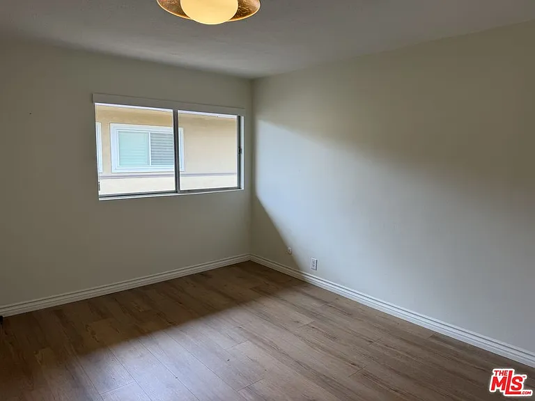 970 Palm Ave #216 — Photo 7