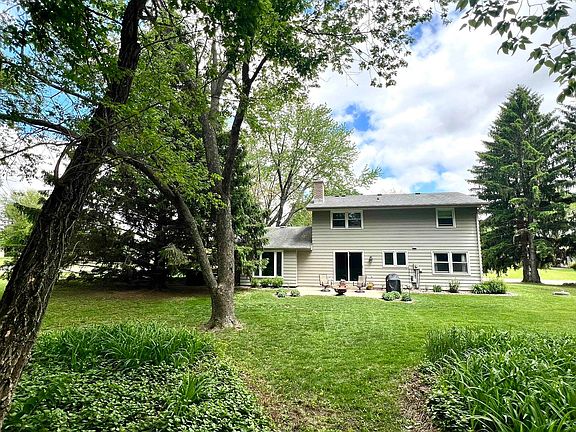 5th image of 6643 Forest Park Dr