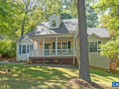 217 Blackthorn Ln, Charlottesville, VA, 22902