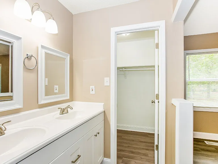4562 Ruby Rd — Photo 10