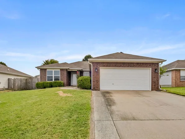 705 SW Crystal St, Bentonville, AR 72712