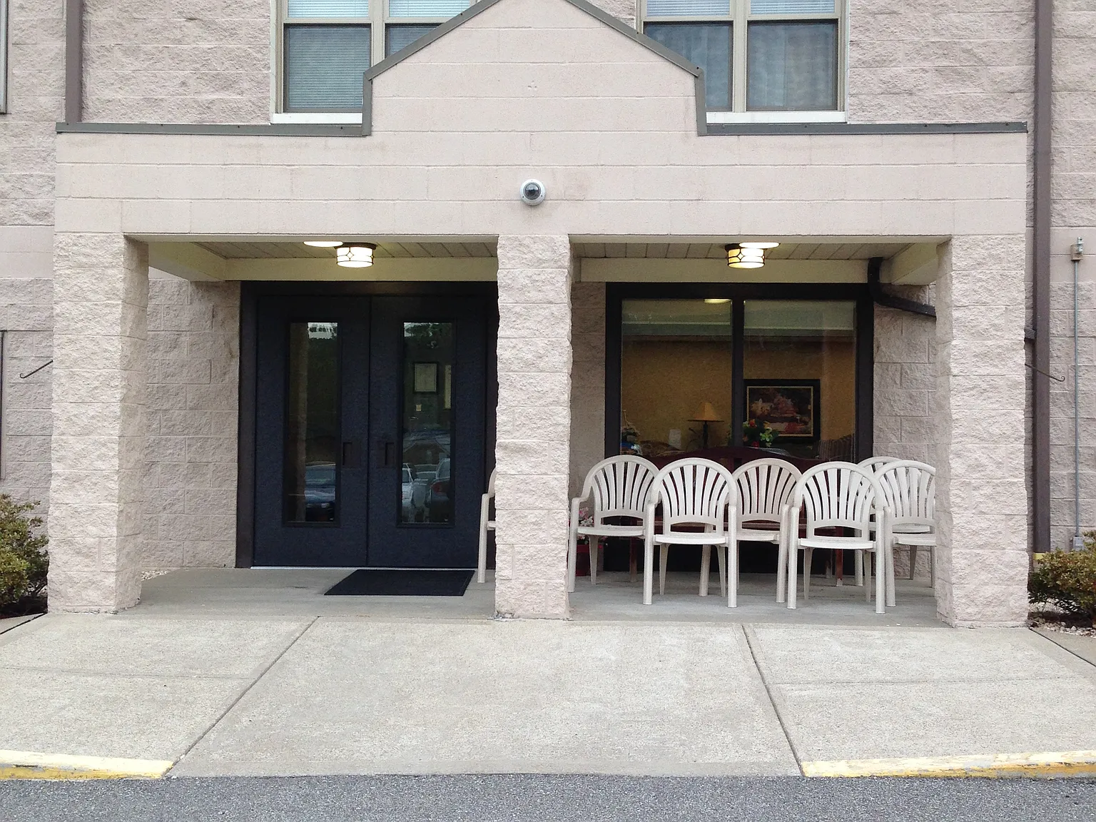 Plum Creek Acres Apartments — Photo 3