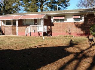 904 Dandridge Dr, Portsmouth, VA 23701