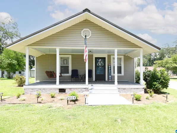 2004 4th Ave N, Clanton, AL 35045