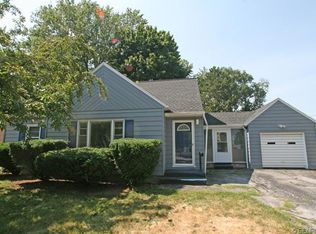 83 Northgate Rd, Rochester, NY 14616