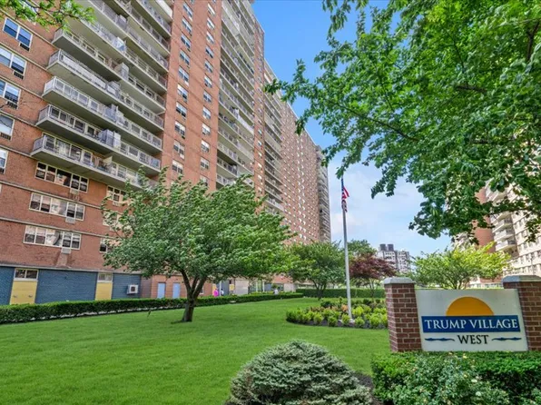 2942 West 5th Street image 1 of 18