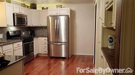 5th image of 1601 Applecroft Ave
