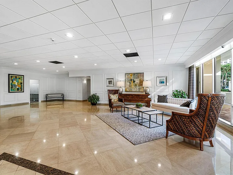 2121 N Ocean Blvd #1103W — Photo 28
