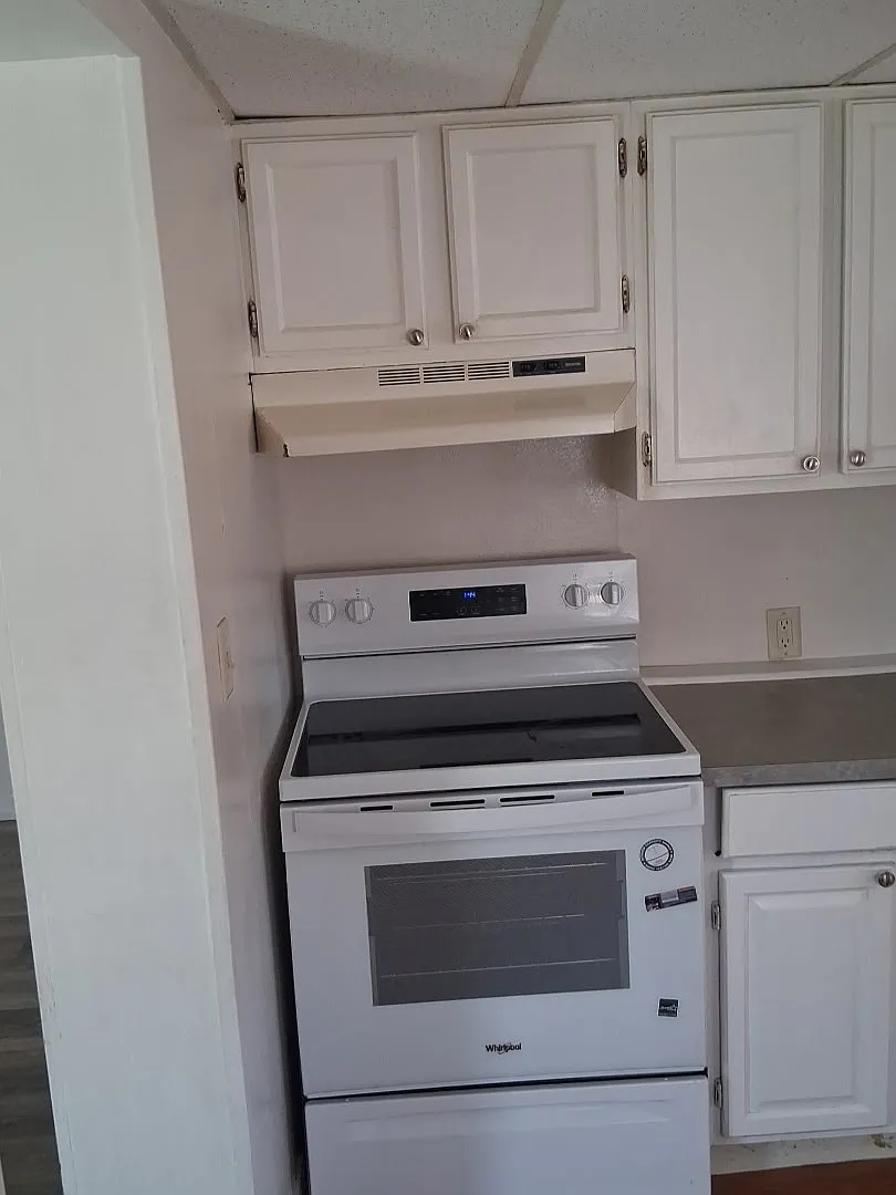 2 bed, 1050 sqft, $1,650 — Photo 3