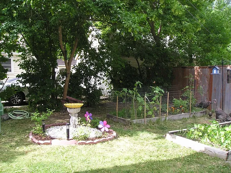 1727 8th Ave N #3 — Photo 7