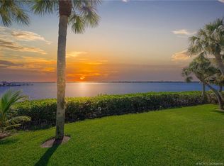 3227 SE Braemar Way, Port Saint Lucie, FL 34952