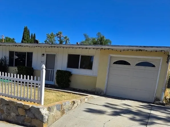 4217 Thomas St, Oceanside, CA 92056