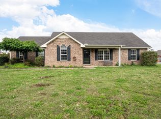 2833 Cliffside Dr, Christiana, TN 37037