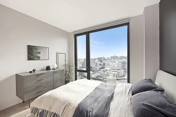 Rented by Bold Marketing | media 27