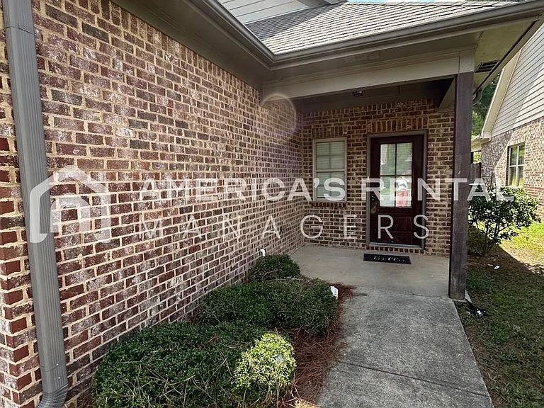 5540 Park Side Rd — Photo 2