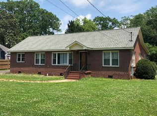 303 E Washington St, Summerville, GA 30747