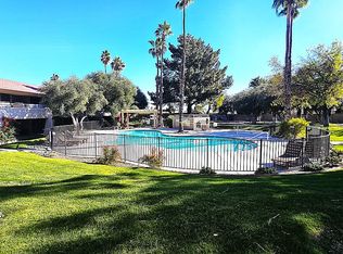 470 N Villa Ct UNIT 213, Palm Springs, CA 92262