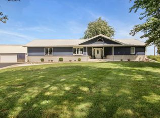 1184 E 3300 North Rd, Chebanse, IL 60922