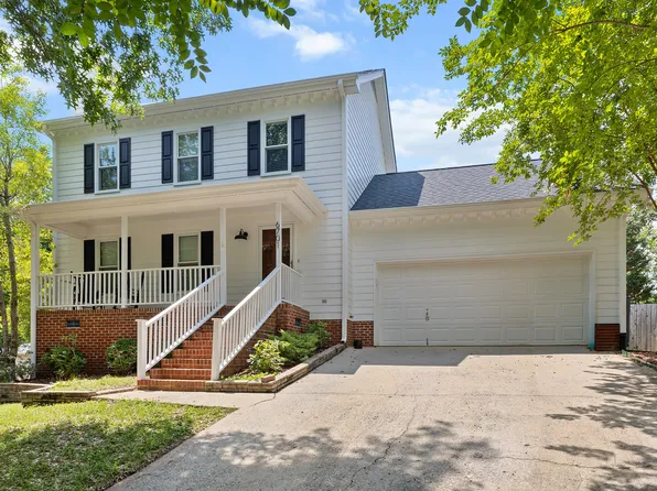 6701 Holly Mill Ct, Raleigh, NC 27613