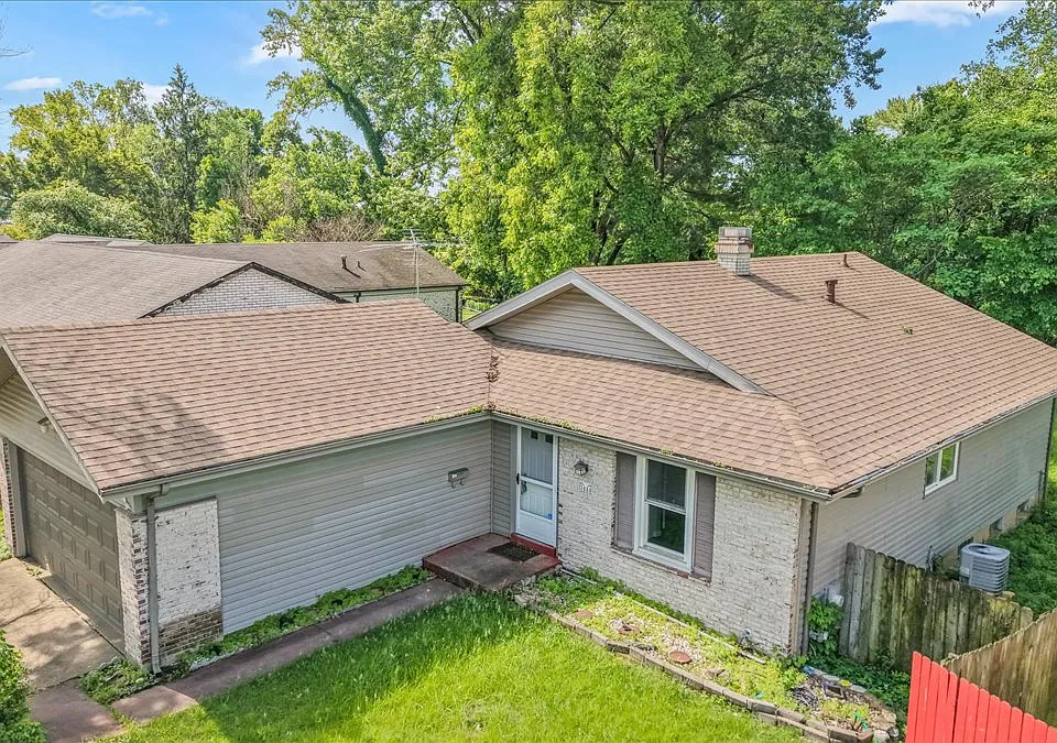 3444 Woodpath Dr #1