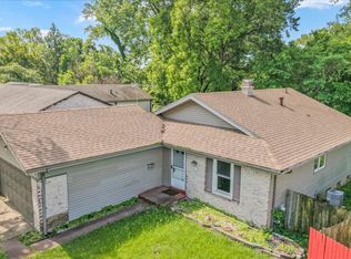 3444 Woodpath Dr #1, Florissant, MO 63031