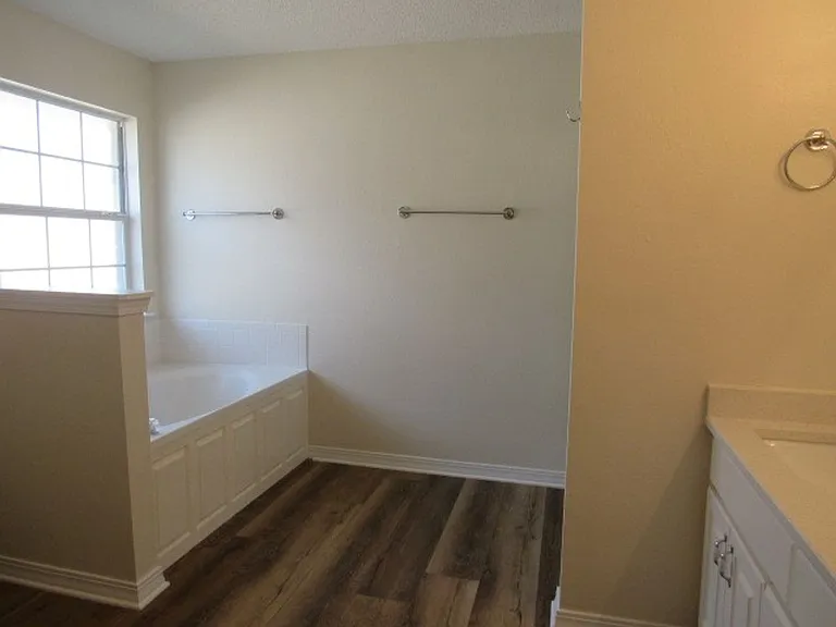 5074 Terra Lake Cir — Photo 3