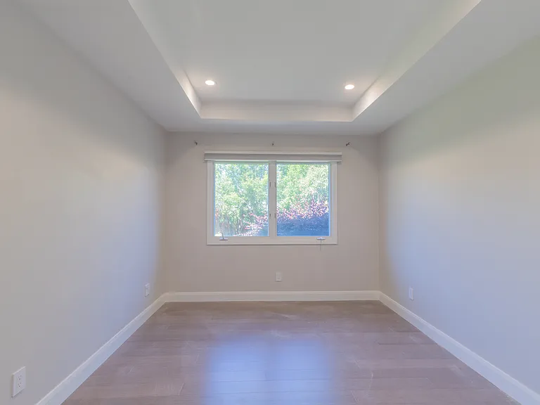 125 Lockhart Ln — Photo 16