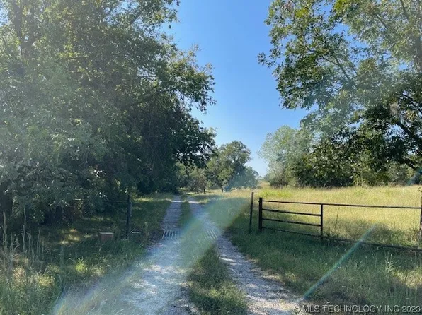 4121 E Fairlawn, Cushing, OK 74023