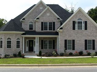6704 Breeze Point Dr, Whitsett, NC 27377