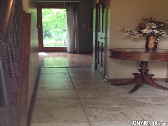 2nd image of 4536 Waltham Dr