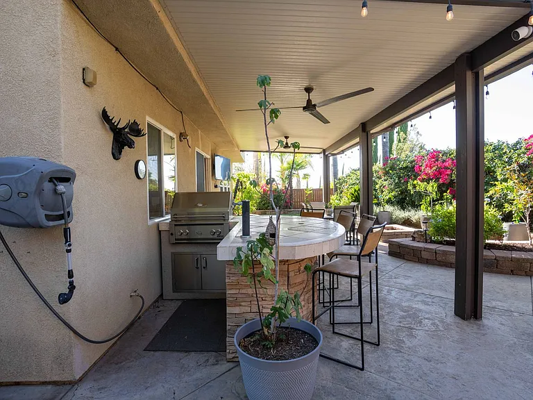 33896 Calafia St — Photo 36