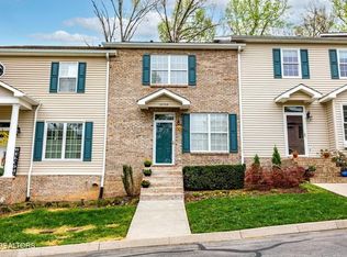 10708 Prince Albert Way, Knoxville, TN 37934