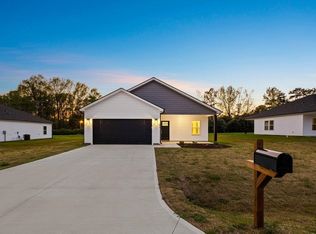 223 Essex Dr, Clinton, SC 29325